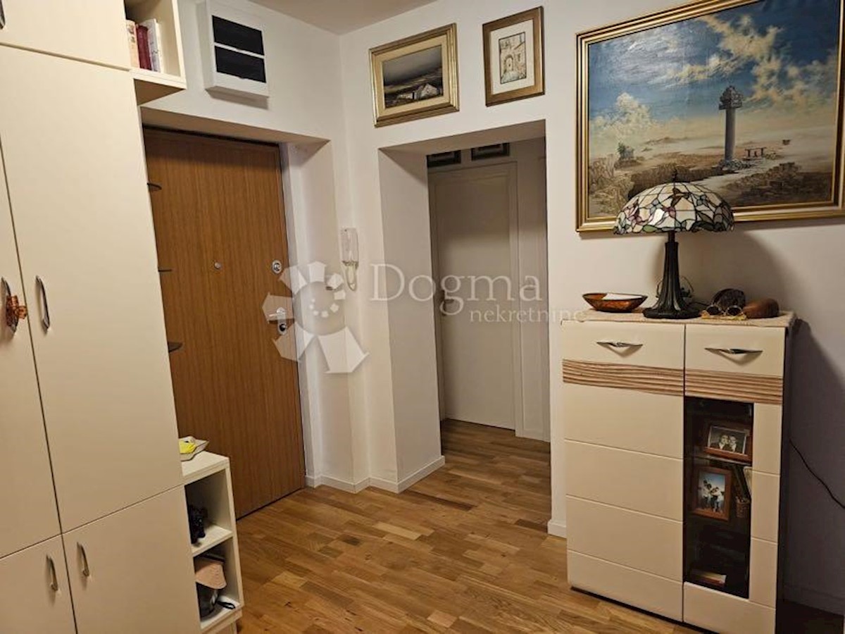 Stanovanje Lučac, Split, 75m2