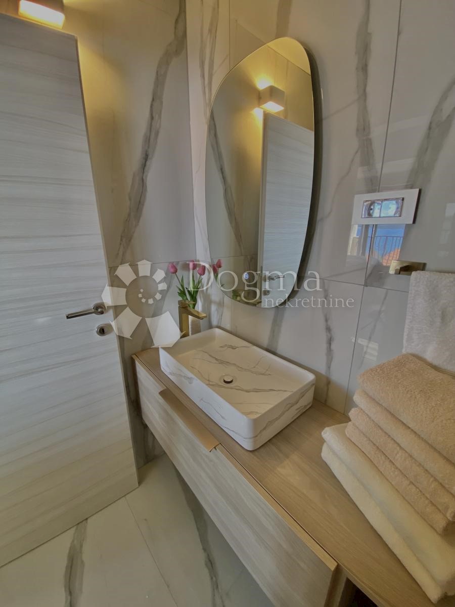 Stanovanje Crikvenica, 64m2