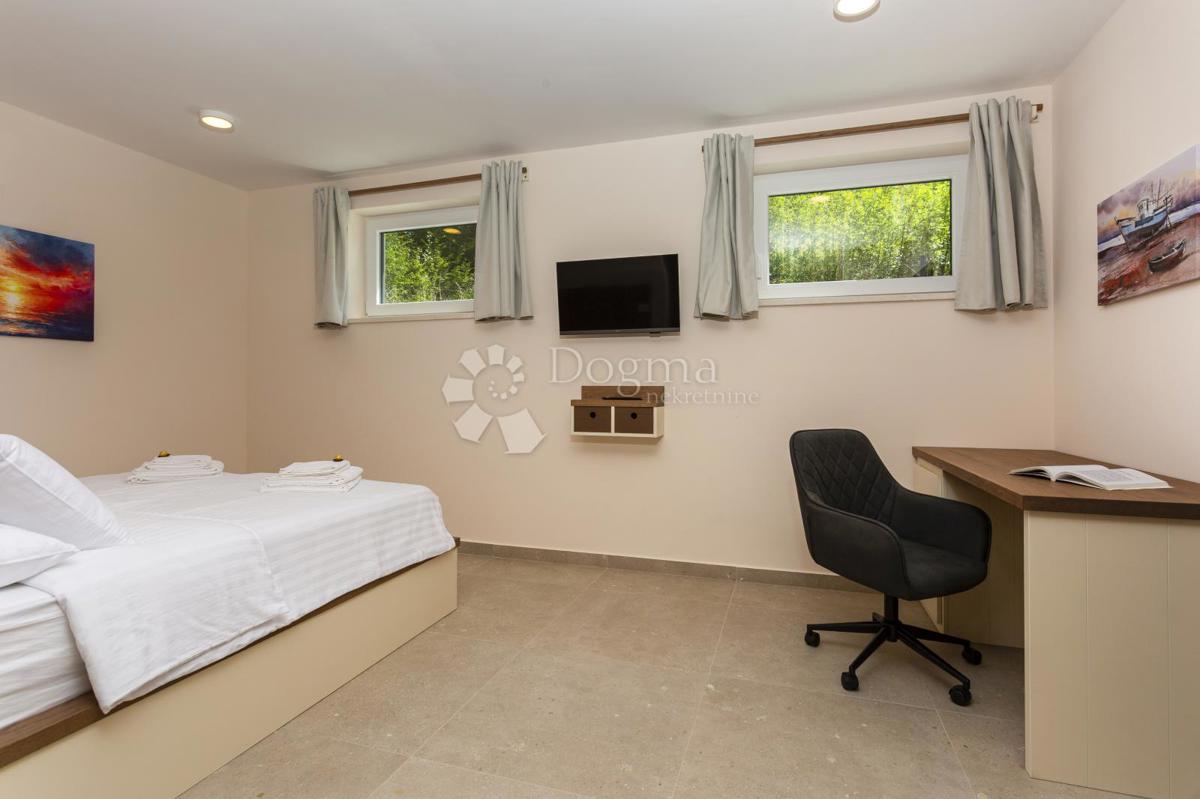 Hiša Zidarići, Malinska-Dubašnica, 300m2