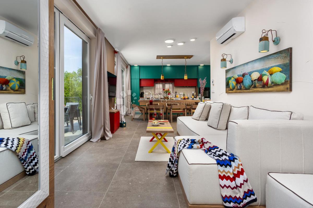Hiša Zidarići, Malinska-Dubašnica, 300m2