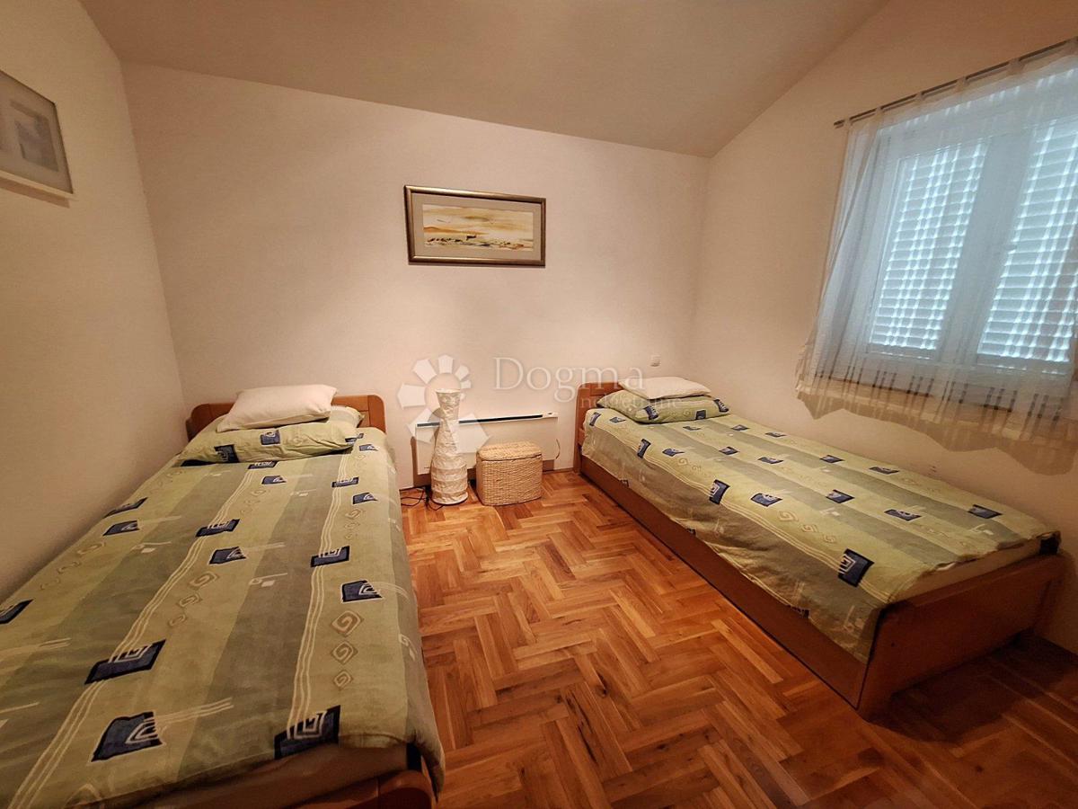 Apartma Malinska, Malinska-Dubašnica, 62,53m2