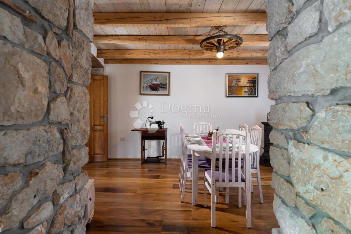 Hiša Brseč, Mošćenička Draga, 120,50m2