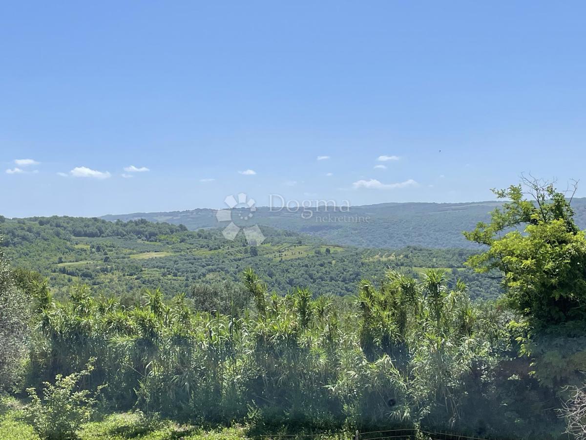 Zemljišče Buje, Buje, Buje, Istarska županija, 2.181m2