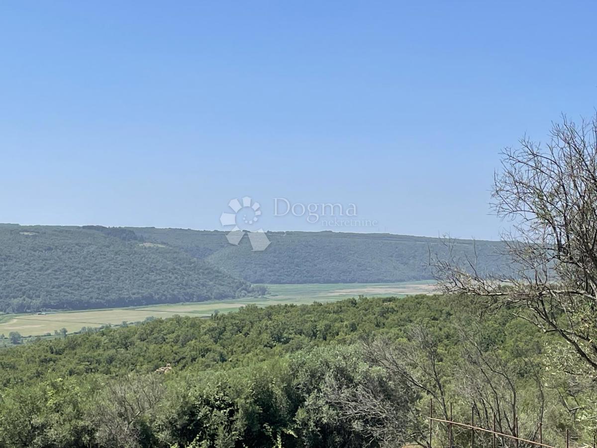 Zemljišče Buje, Buje, Buje, Istarska županija, 2.181m2