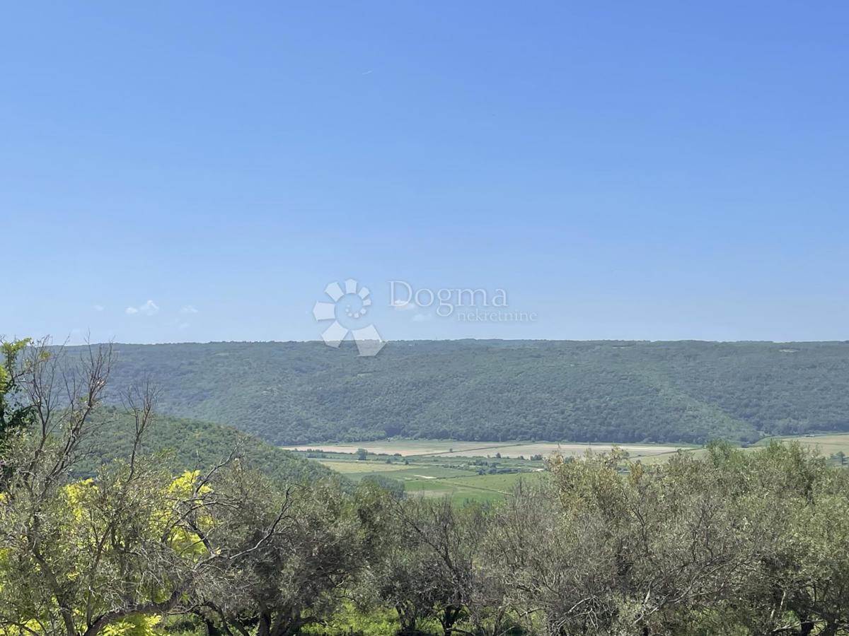 Zemljišče Buje, Buje, Buje, Istarska županija, 2.181m2