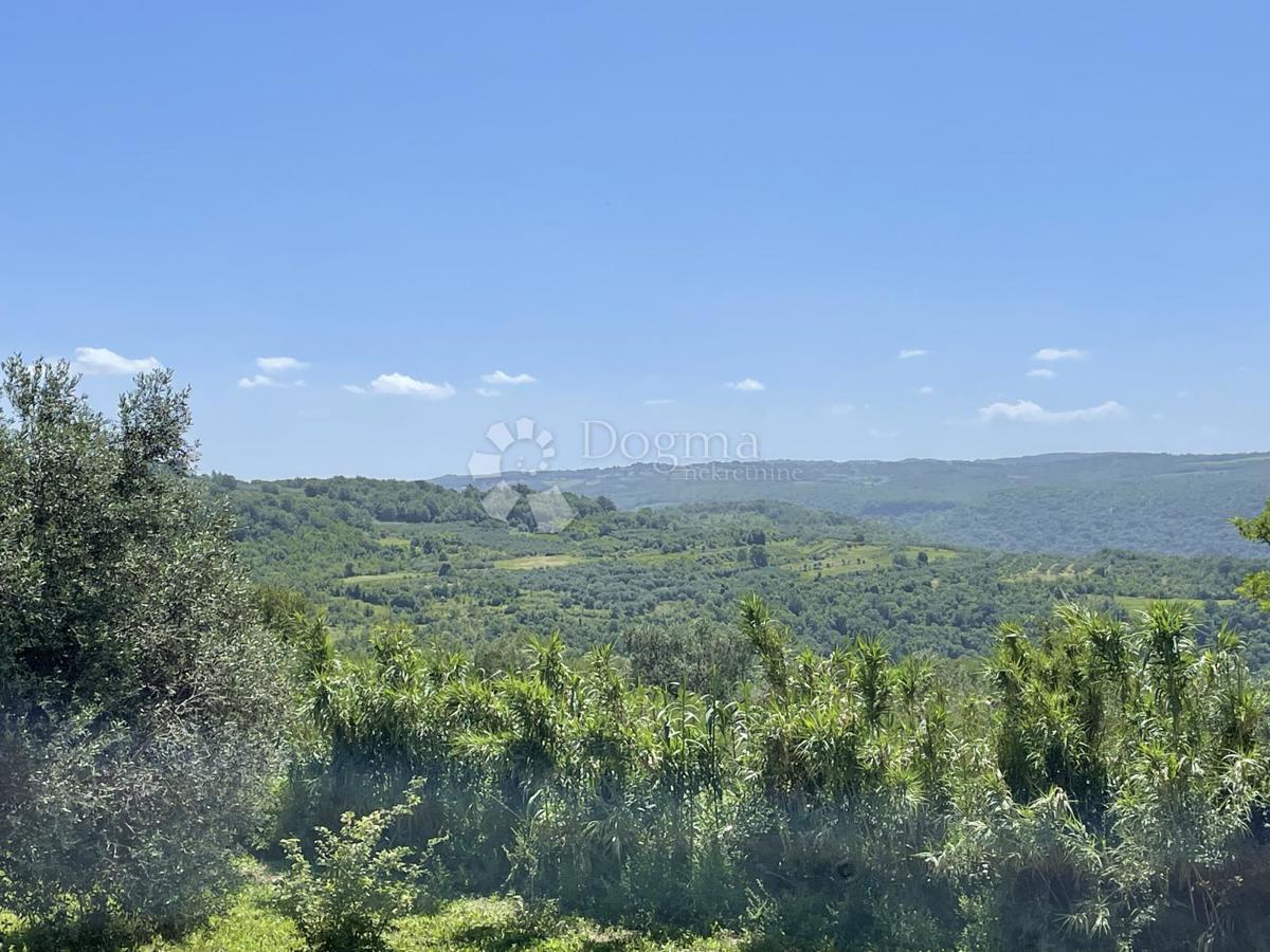 Zemljišče Buje, Buje, Buje, Istarska županija, 2.181m2