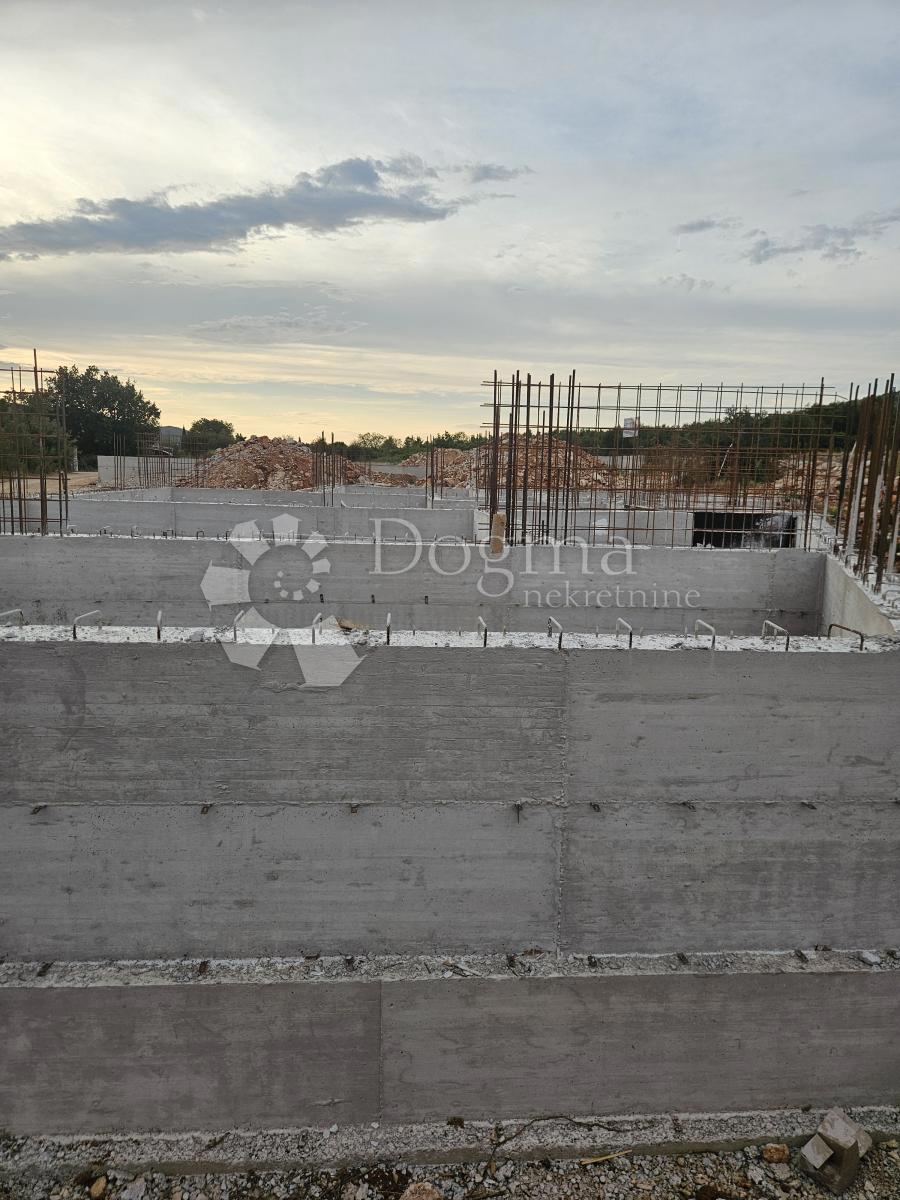 Stanovanje Tribunj, 75,01m2
