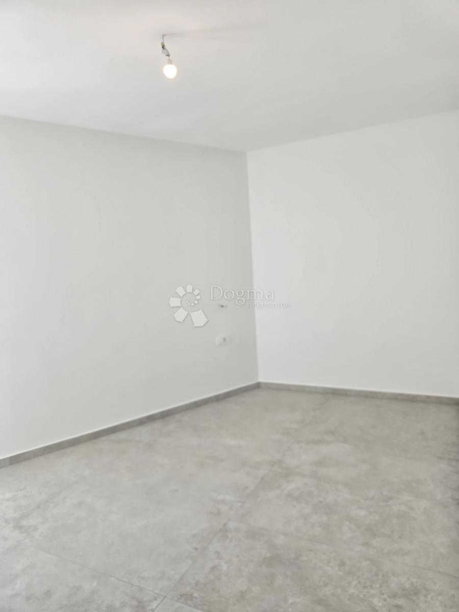 Stanovanje Tribunj, 75,01m2