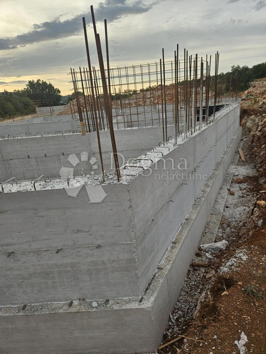 Stanovanje Tribunj, 75,01m2