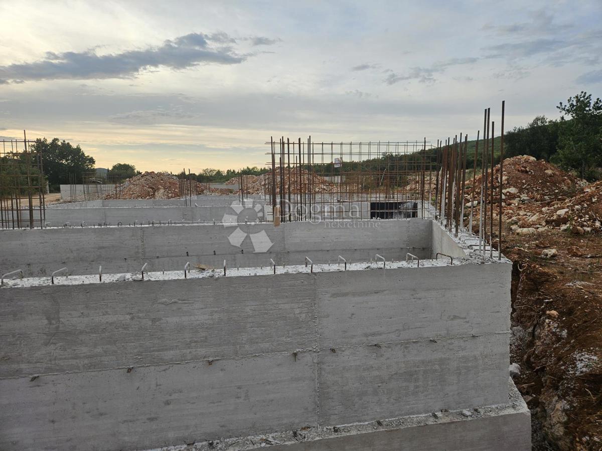 Stanovanje Tribunj, 75,01m2