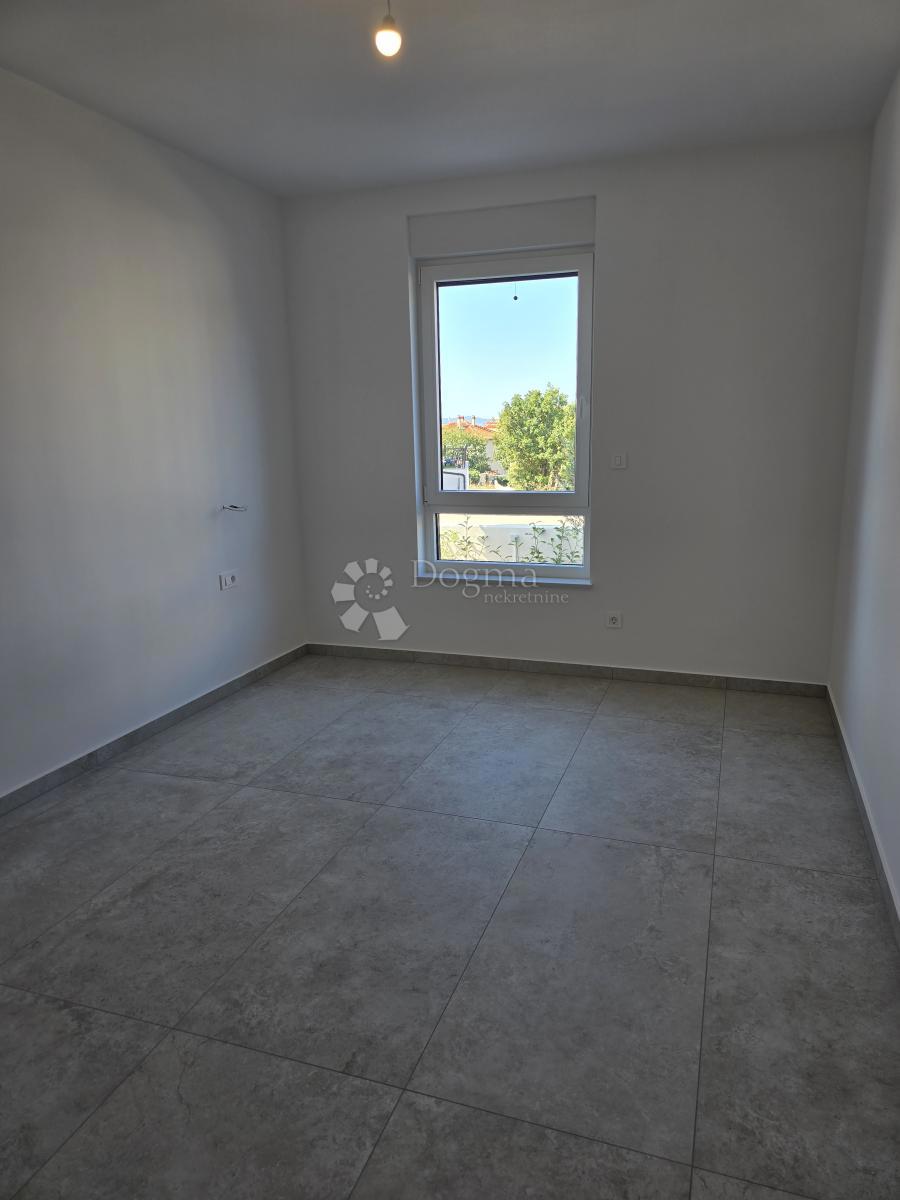 Stanovanje Tribunj, 75,01m2