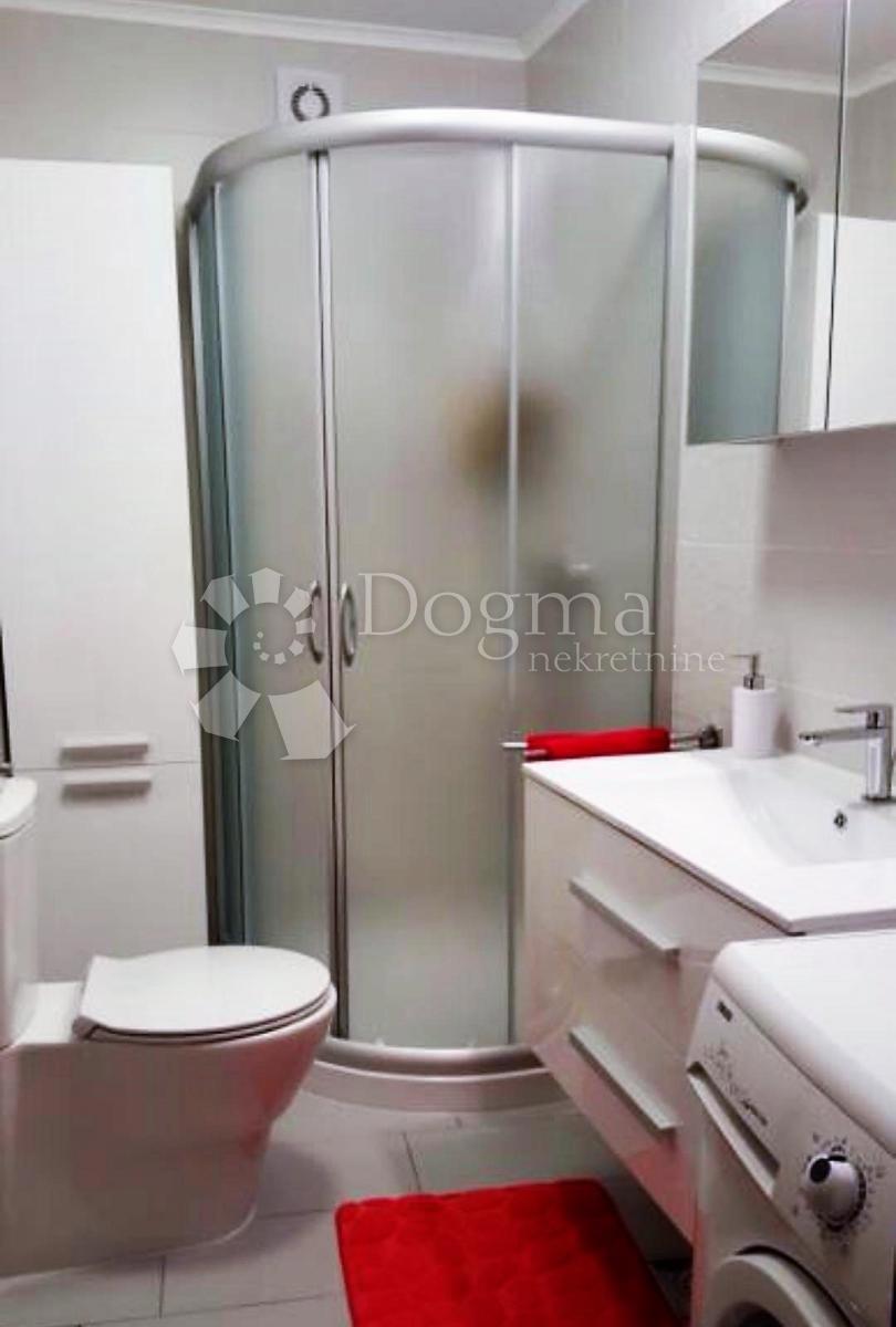 Apartma Bogovići, Malinska-Dubašnica, 104m2