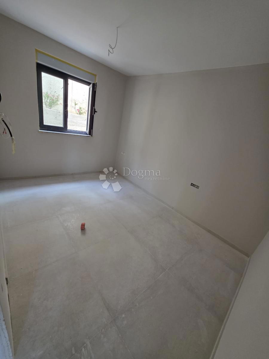 Stanovanje Rogoznica, 66,80m2
