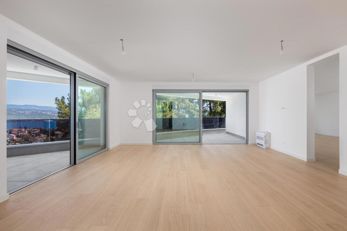 Stanovanje Opatija - Centar, Opatija, 261,39m2