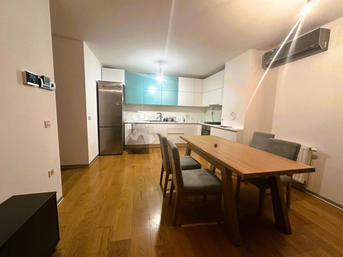 Stanovanje Centar, Varaždin, 81m2
