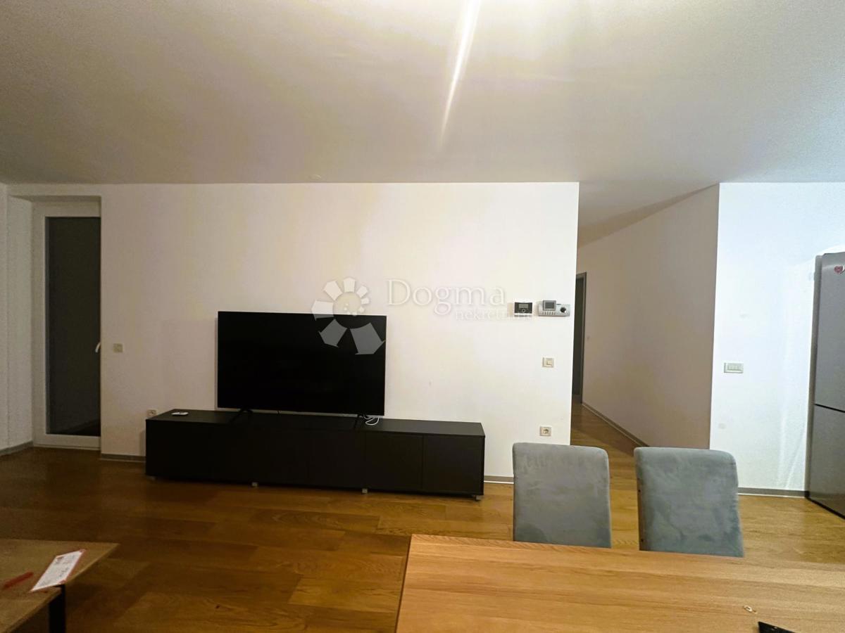 Stanovanje Centar, Varaždin, 81m2