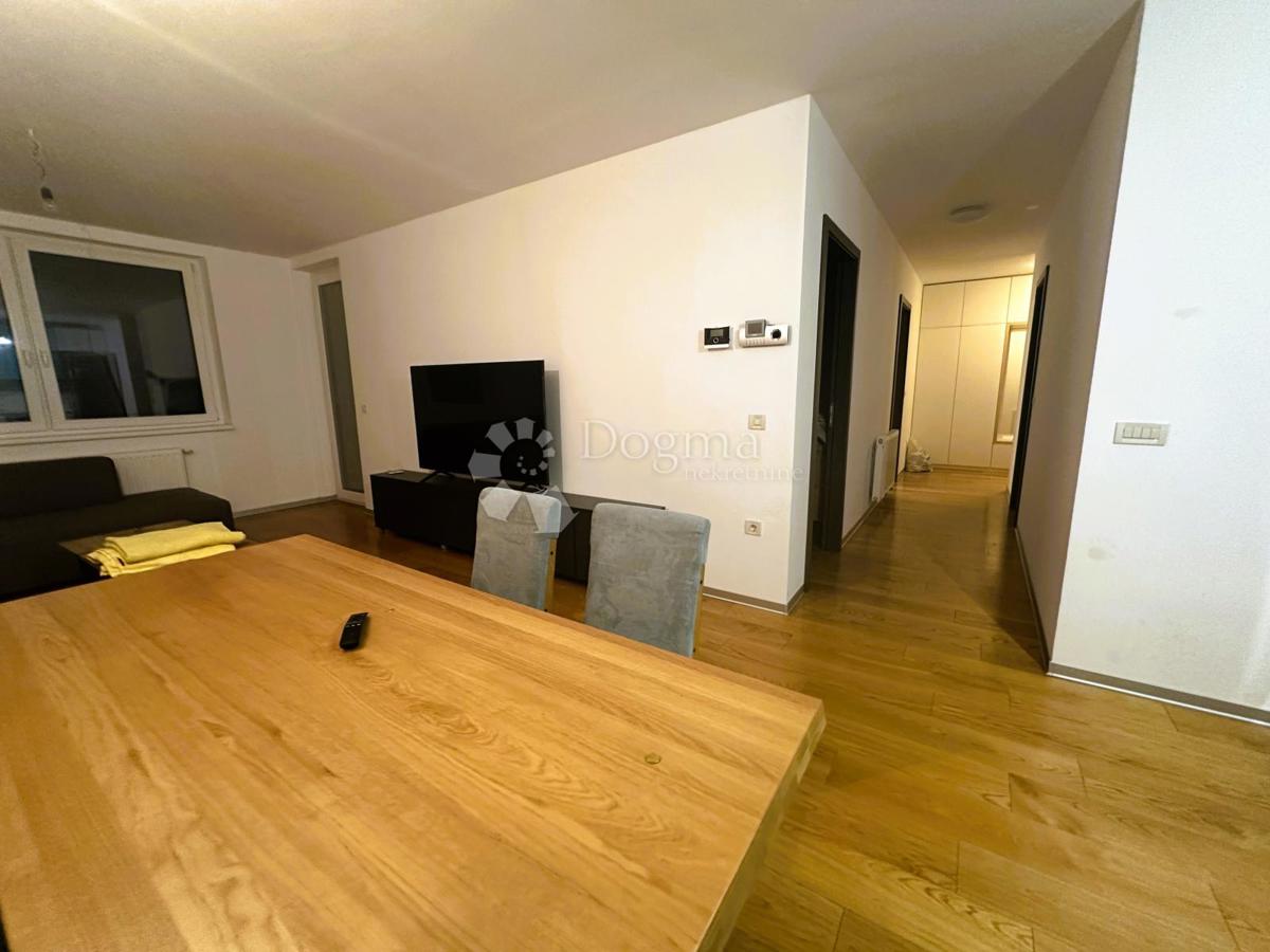 Stanovanje Centar, Varaždin, 81m2