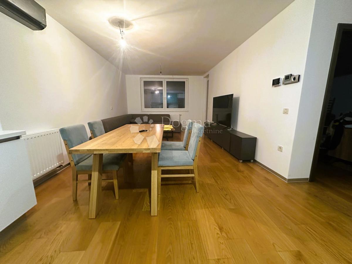 Stanovanje Centar, Varaždin, 81m2
