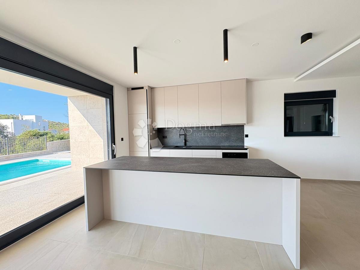 Hiša Drage, Pakoštane, 150m2