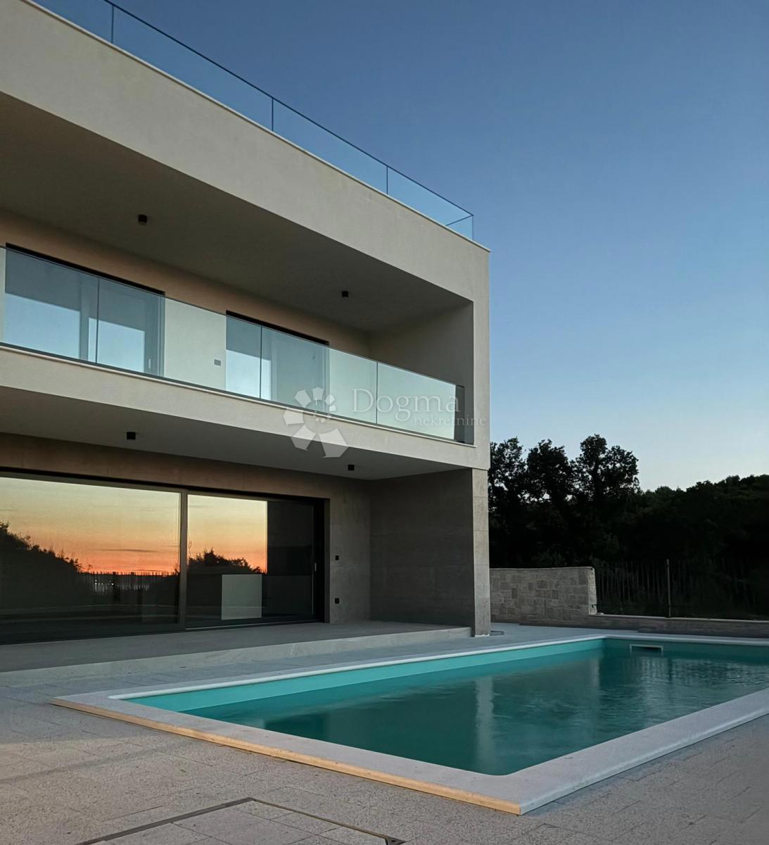 Hiša Drage, Pakoštane, 150m2