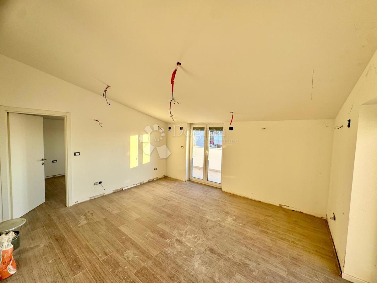 Stanovanje Centar, Pula, 100m2