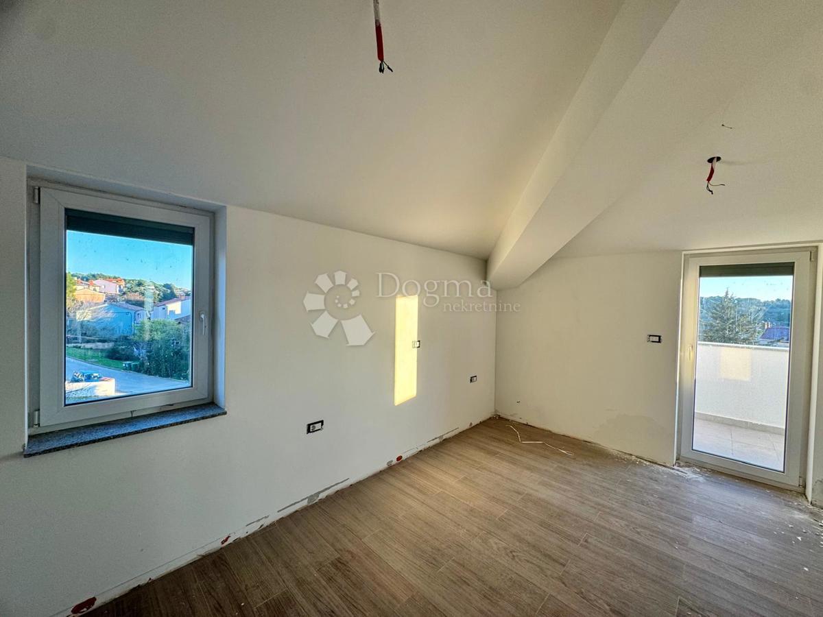 Stanovanje Centar, Pula, 100m2