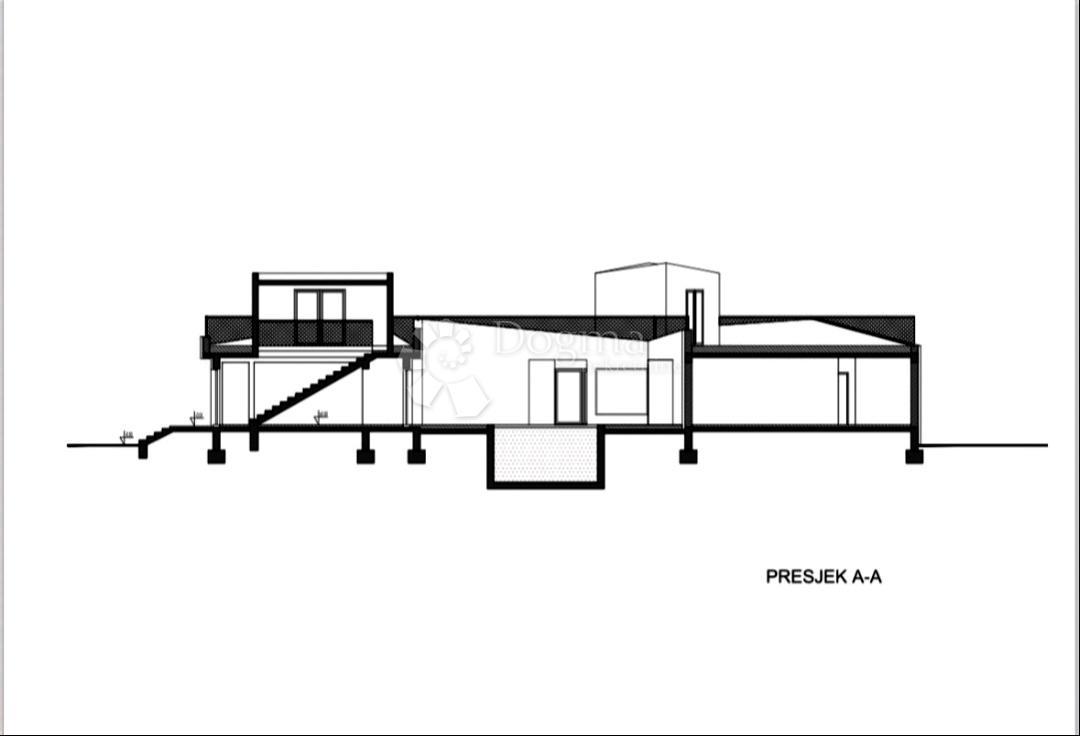 Hiša Najevi, Marina, 350m2