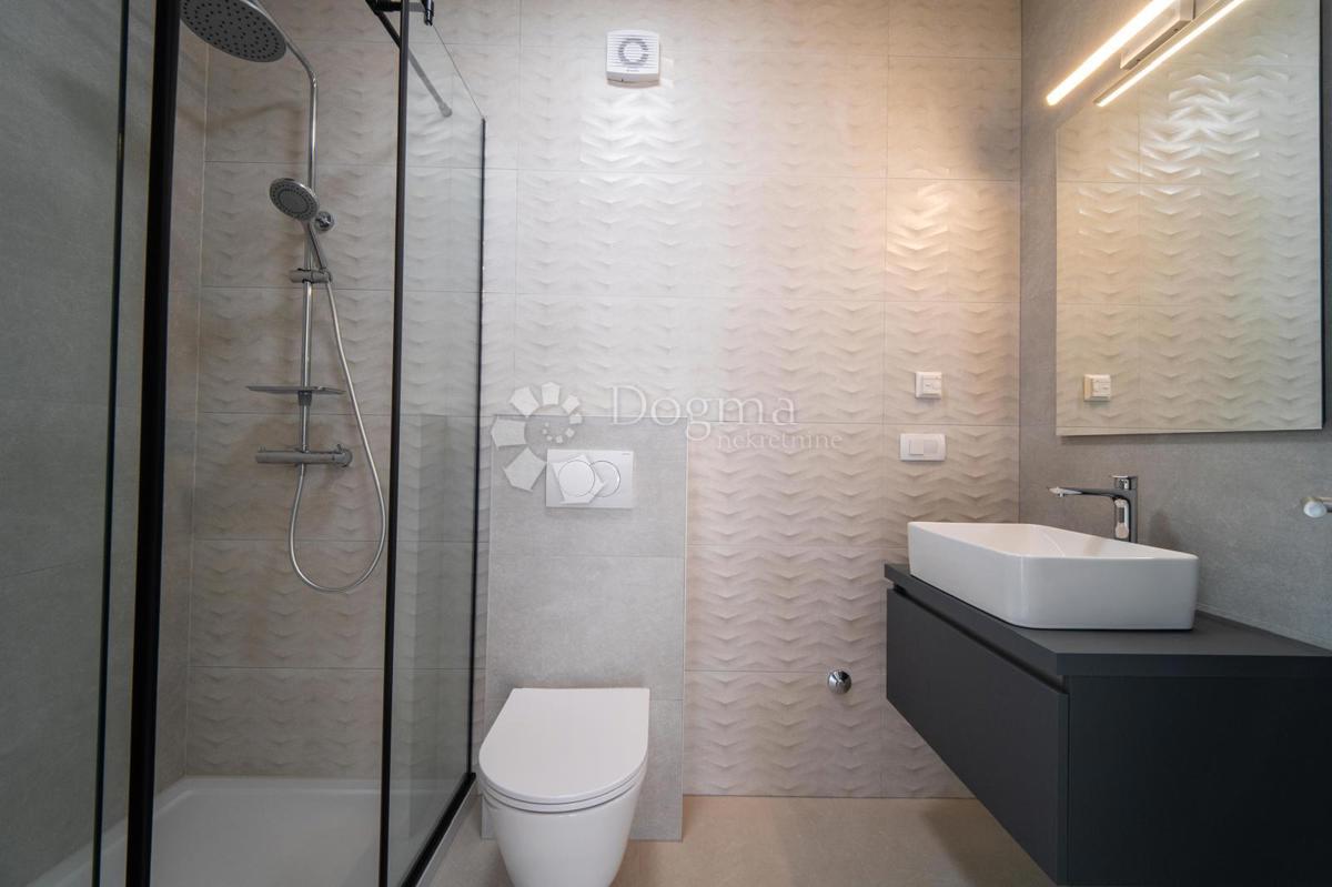 Apartma Novalja, 68,53m2