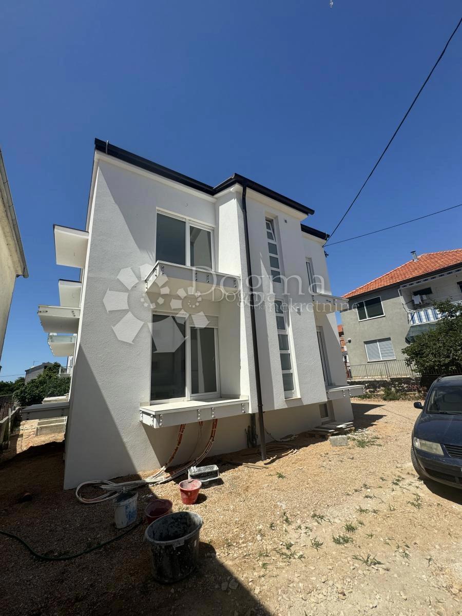 Stanovanje Biograd na Moru, 84,75m2