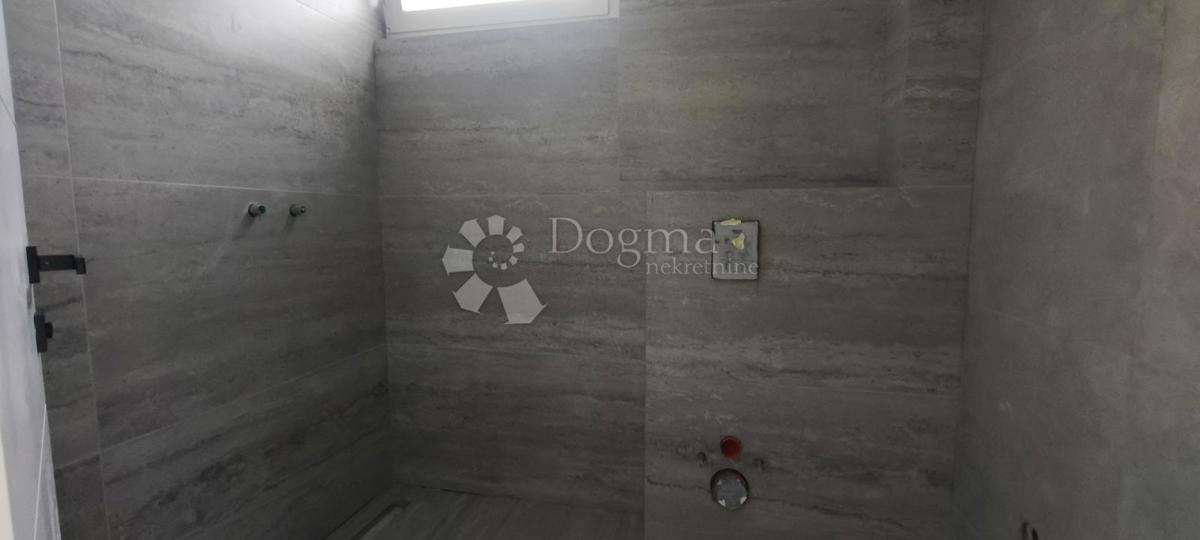 Stanovanje Povljana, 75,91m2