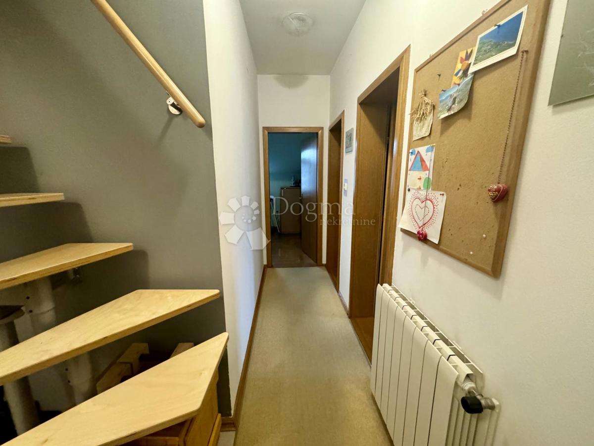 Stanovanje Adamovec, Sesvete, 140,46m2