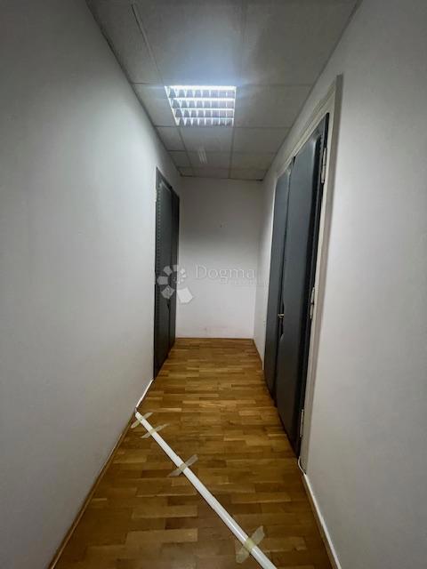 Stanovanje Centar, Rijeka, 82,39m2