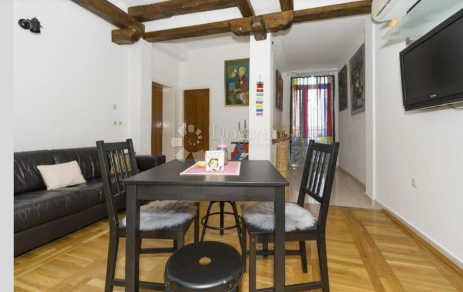 Stanovanje Jesenice, Dugi Rat, 130m2
