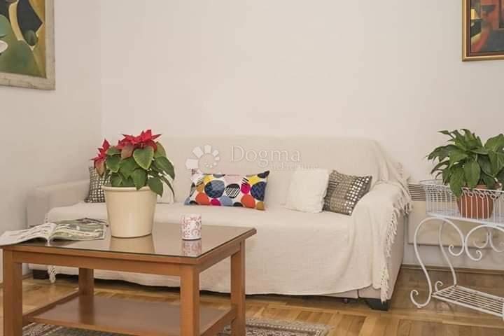 Stanovanje Jesenice, Dugi Rat, 130m2