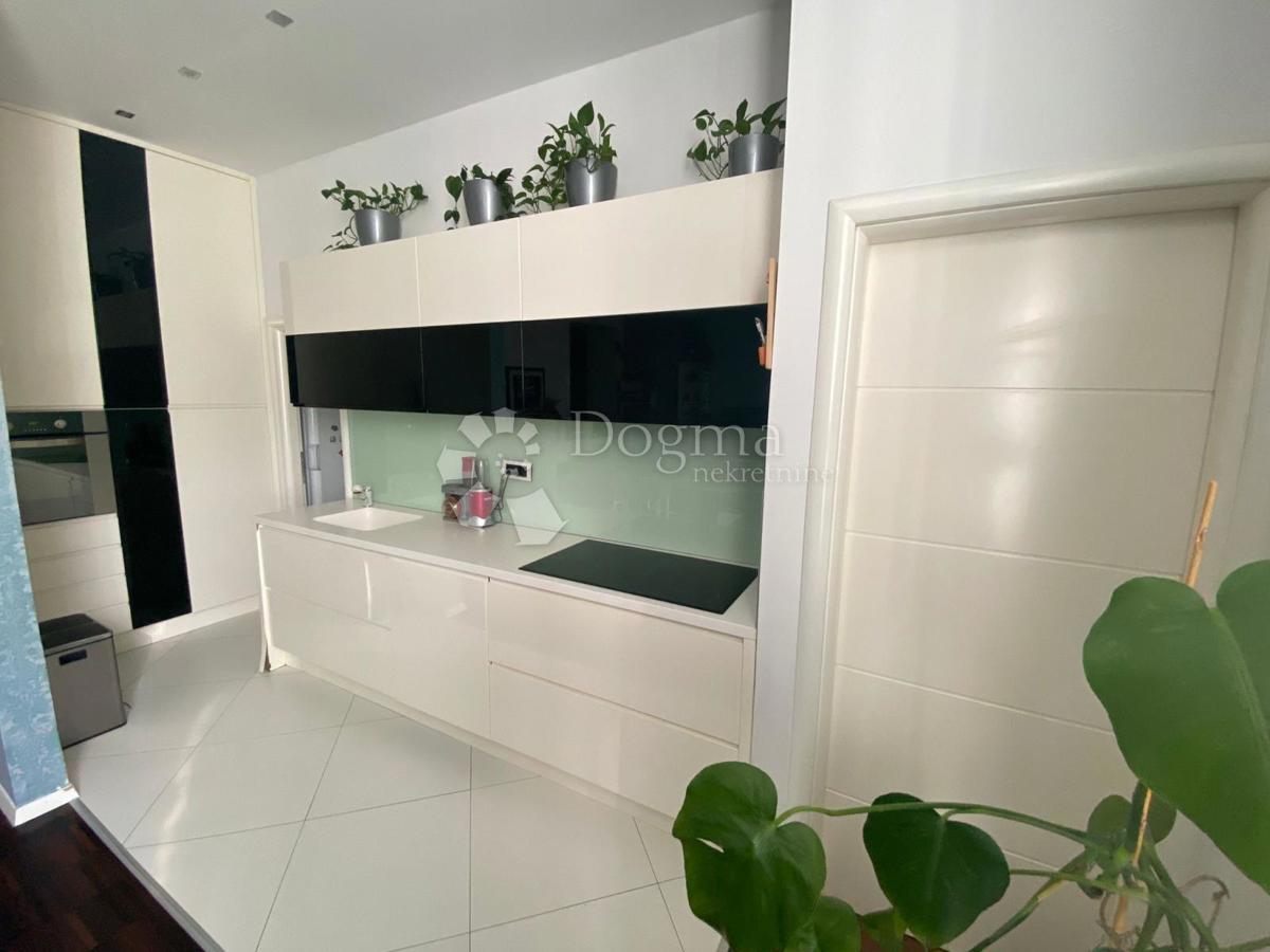 Stanovanje Centar, Rijeka, 100m2