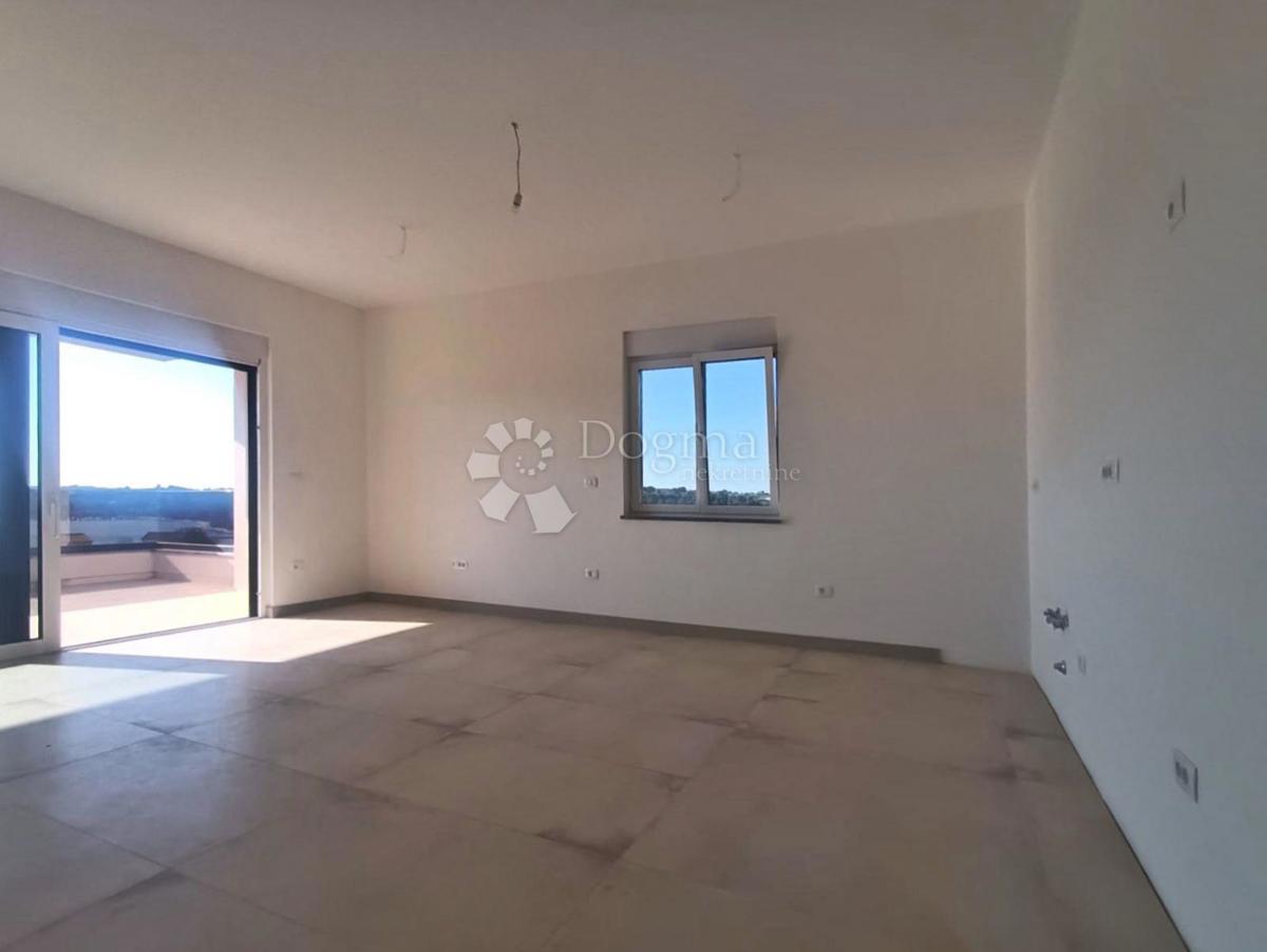 Stanovanje Banjole, Medulin, 109,91m2