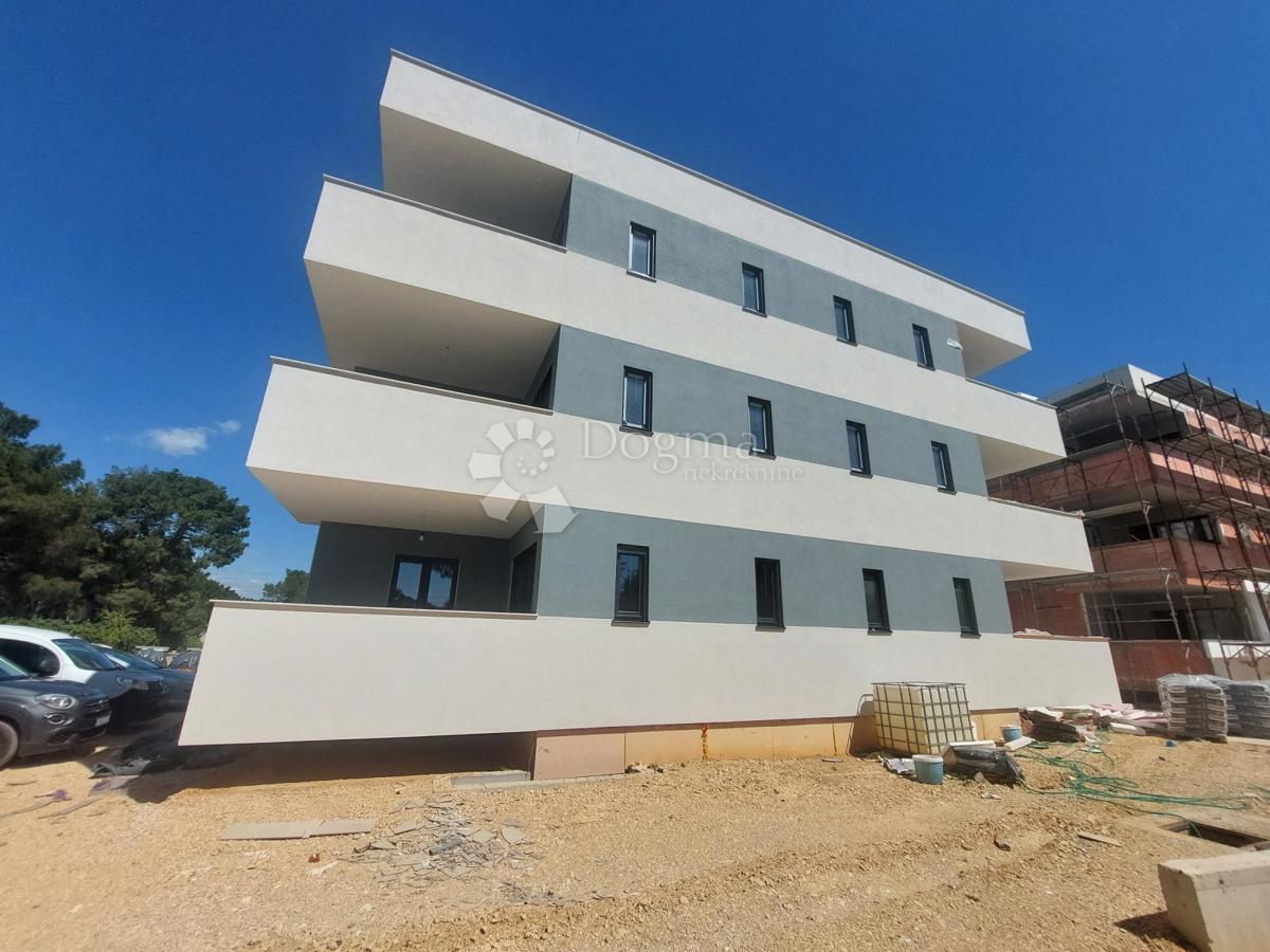 Apartma Pakoštane, 70m2