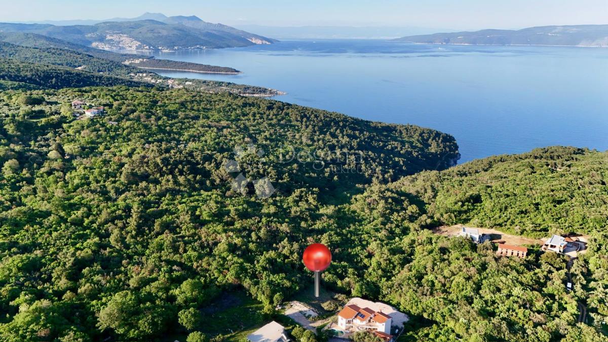 Zazidljivo zemljišče Labin, 995m2