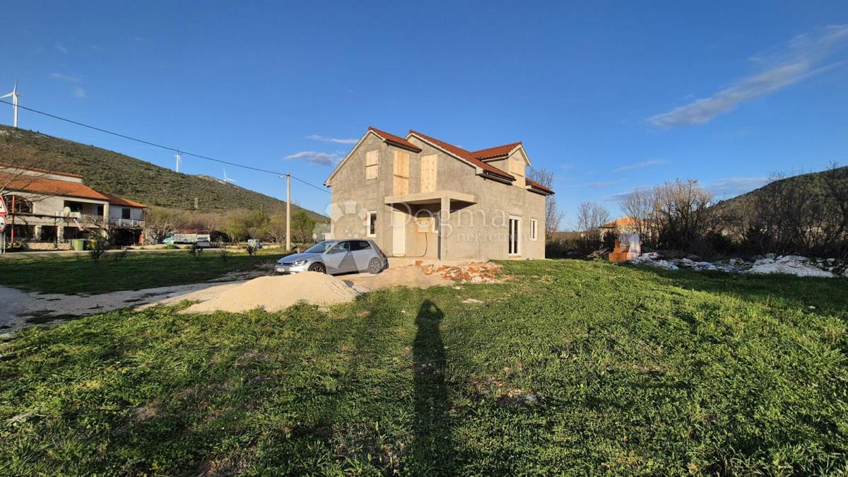 Hiša Boraja, Šibenik - Okolica, 136,40m2