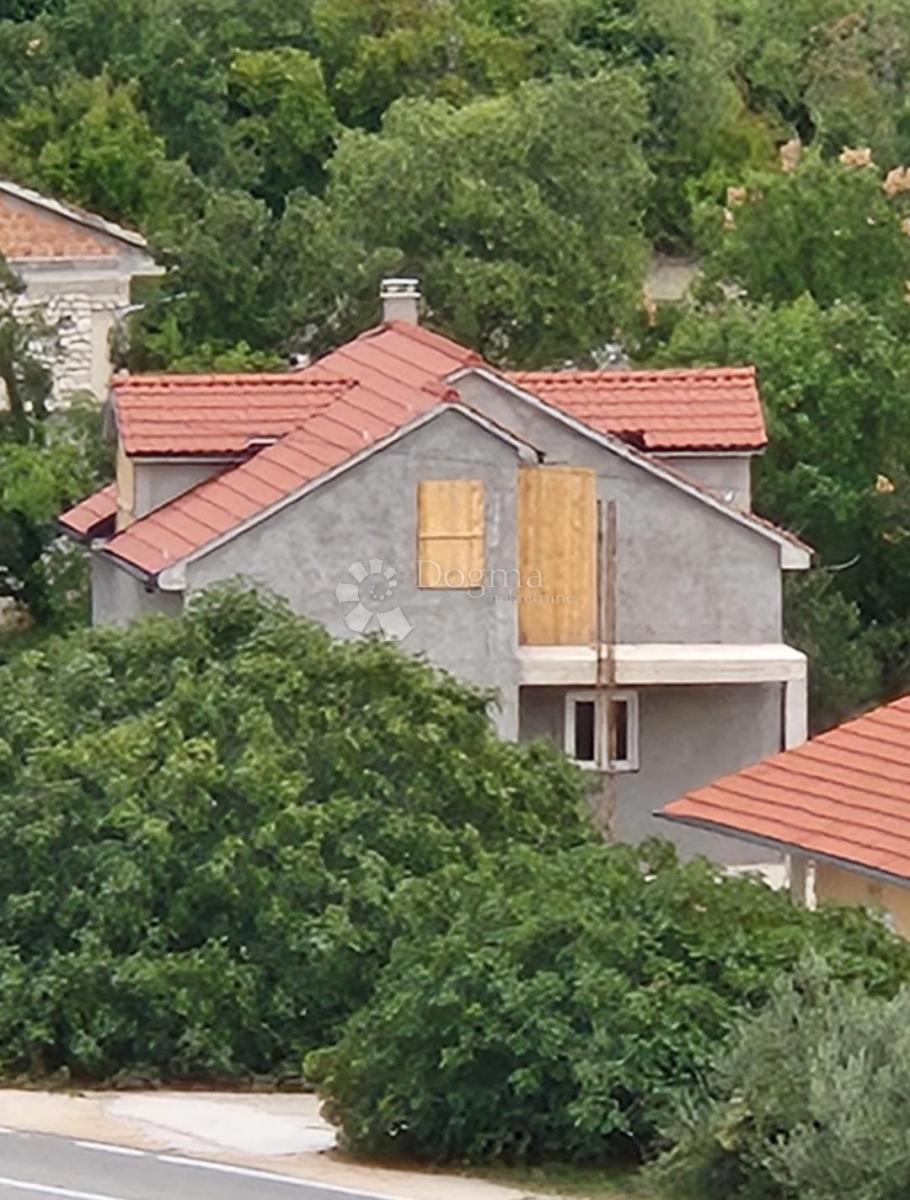Hiša Boraja, Šibenik - Okolica, 136,40m2