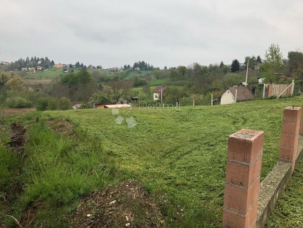 Zazidljivo zemljišče Varaždin Breg, Gornji Kneginec, 1.501m2