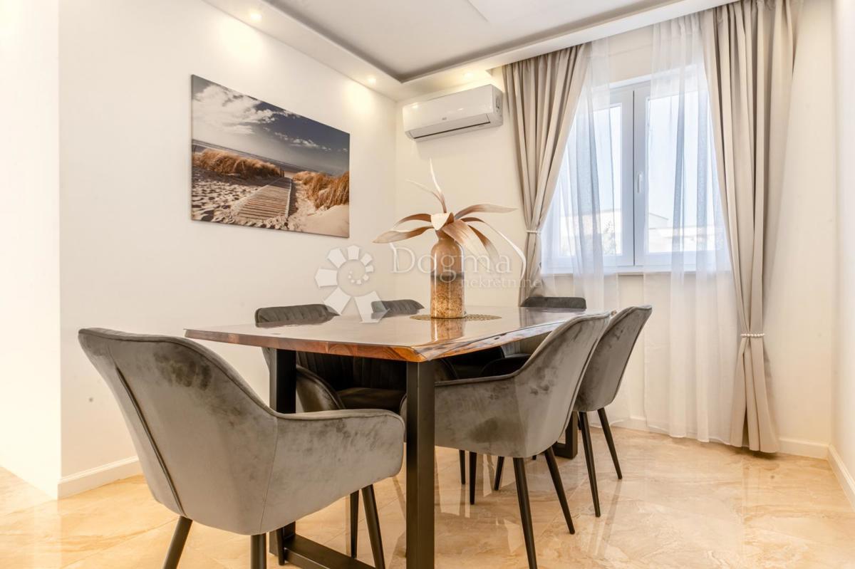 Hiša Jadranovo, Crikvenica, 250m2