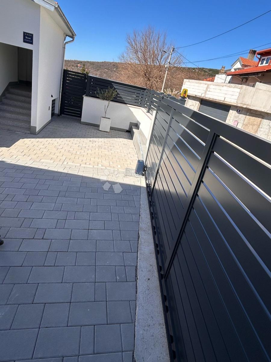 Hiša Jadranovo, Crikvenica, 250m2