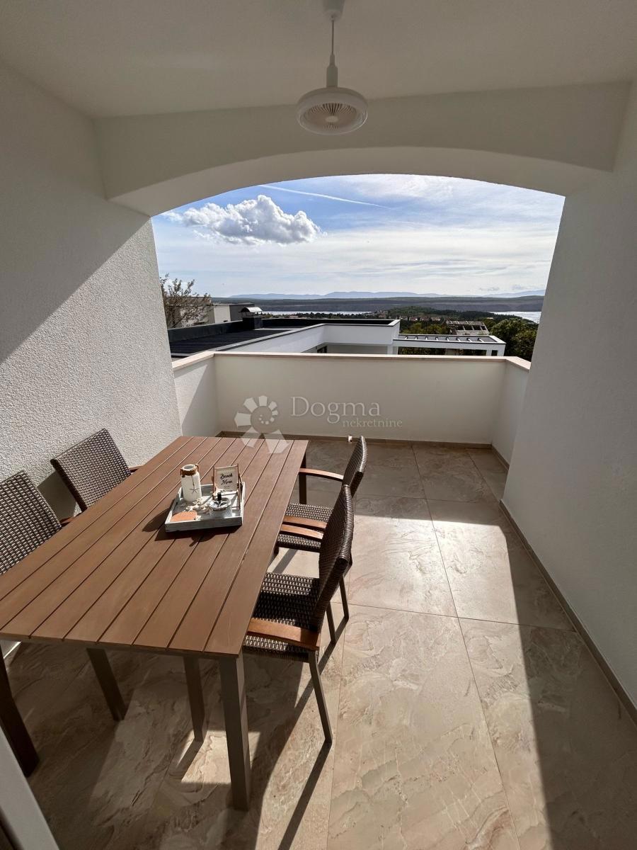Hiša Jadranovo, Crikvenica, 250m2