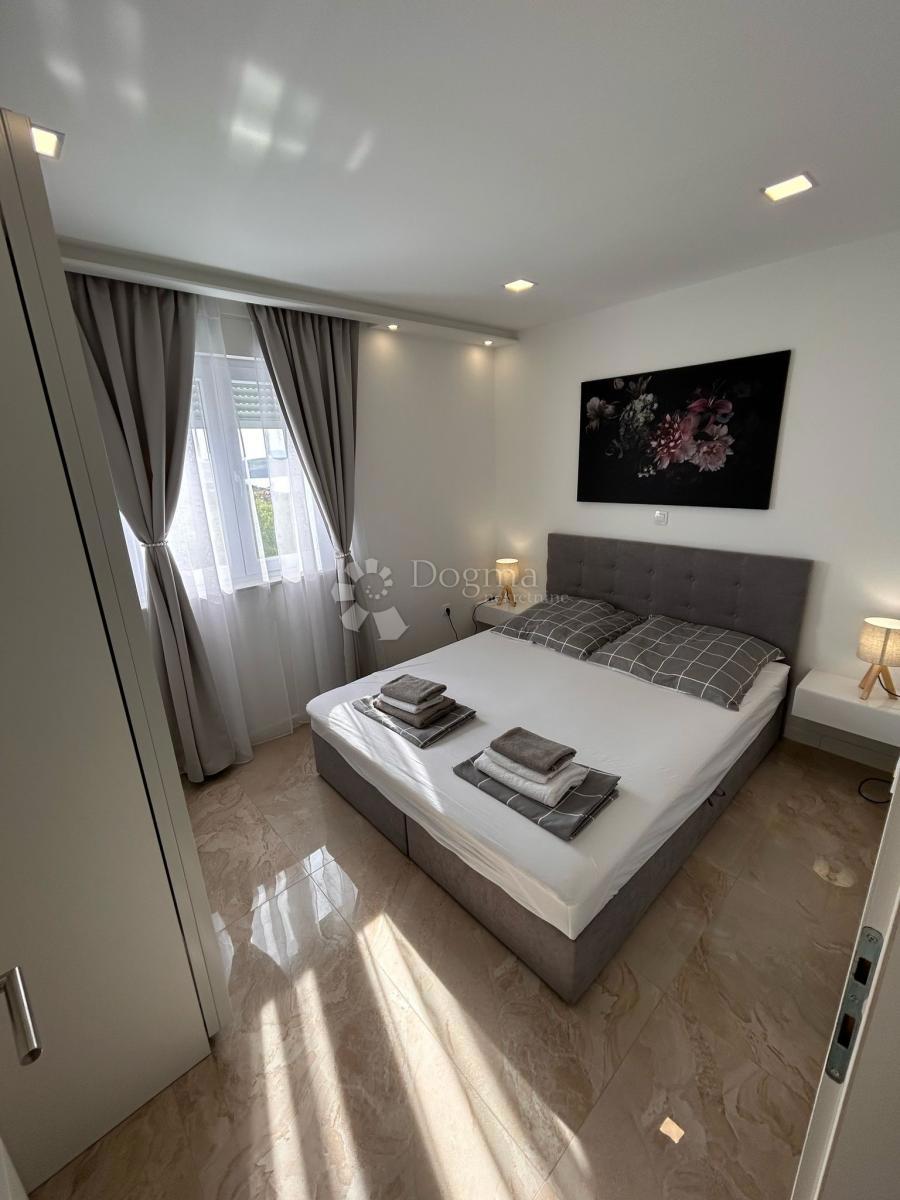 Hiša Jadranovo, Crikvenica, 250m2