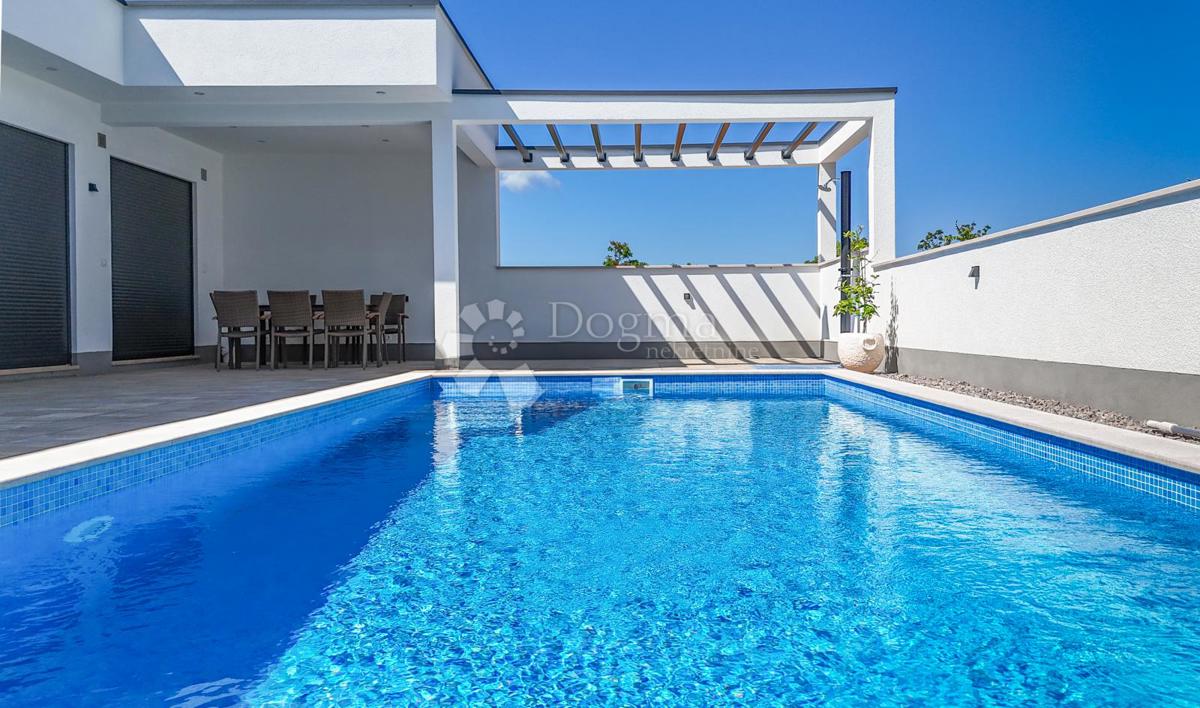 Hiša Jadranovo, Crikvenica, 250m2