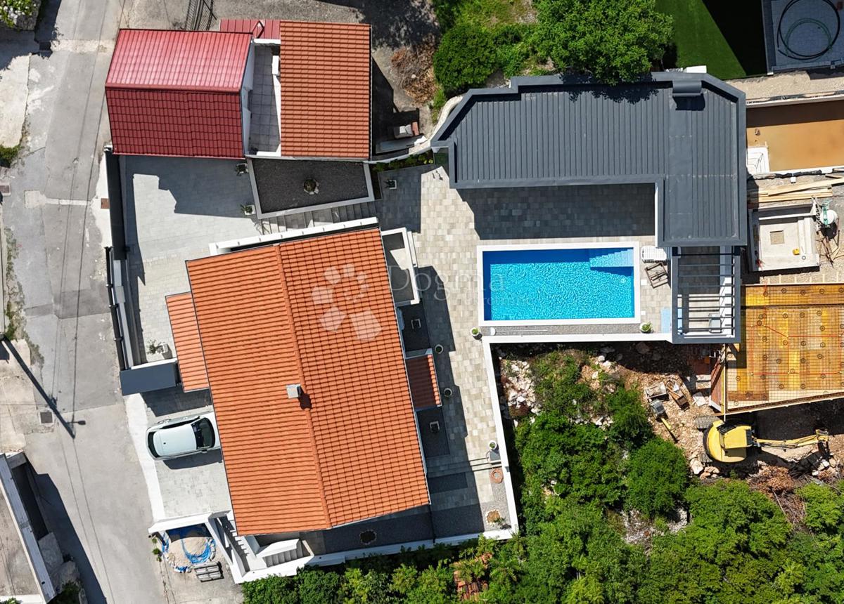 Hiša Jadranovo, Crikvenica, 250m2