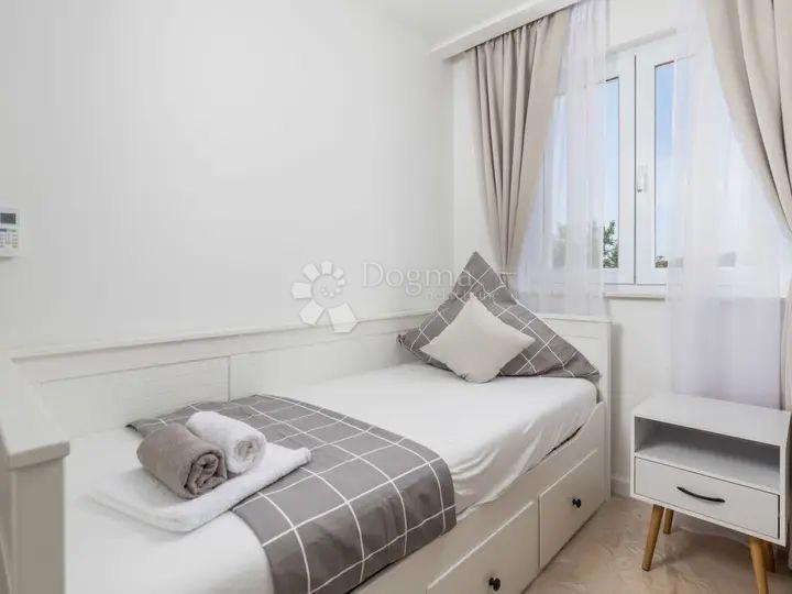 Hiša Jadranovo, Crikvenica, 250m2