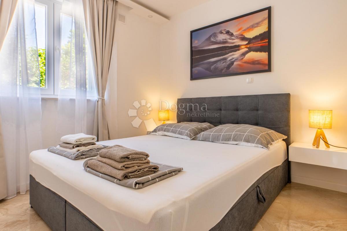 Hiša Jadranovo, Crikvenica, 250m2