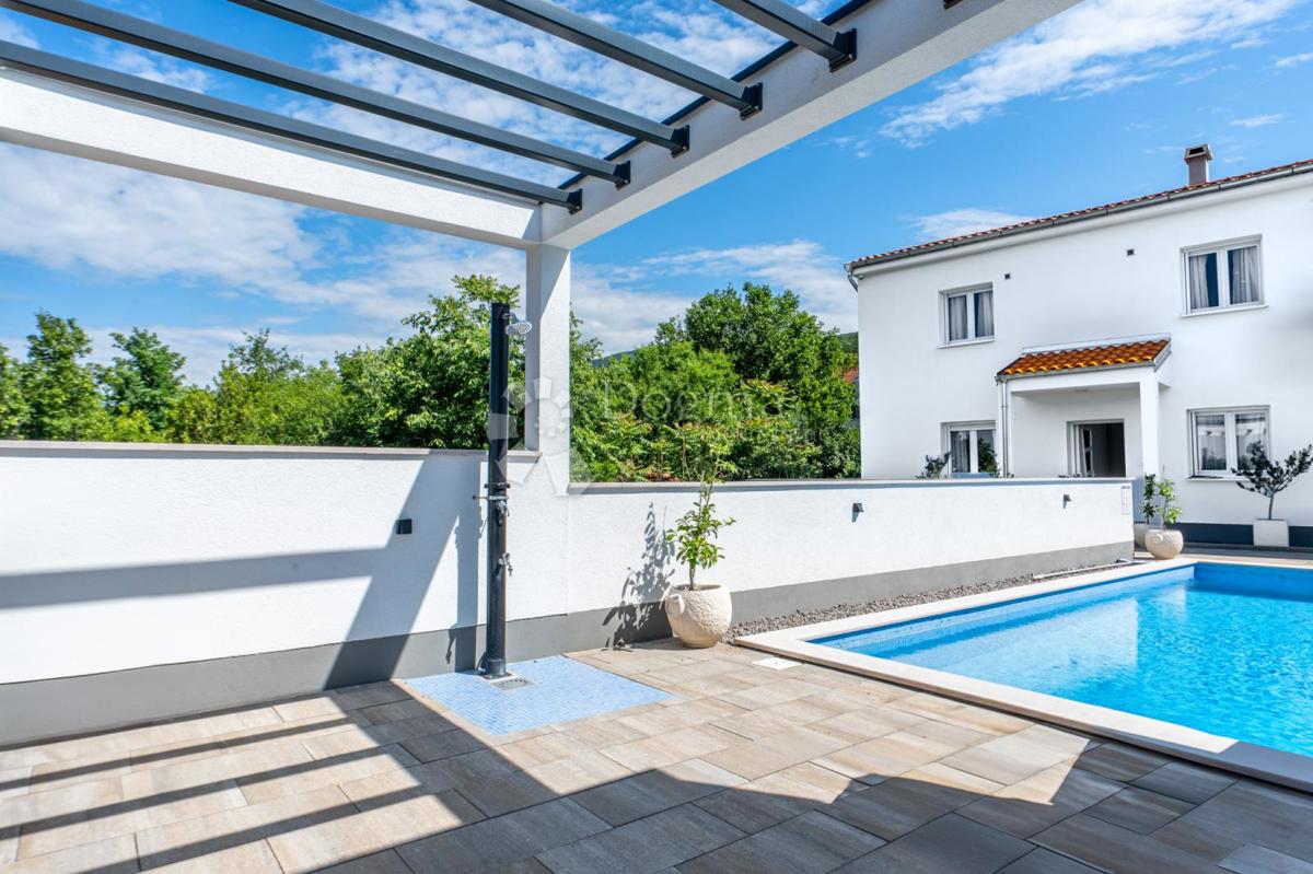 Hiša Jadranovo, Crikvenica, 250m2